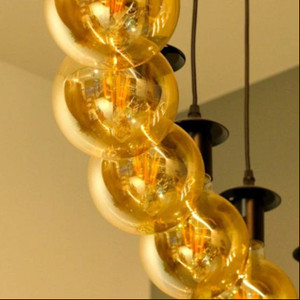 国产舌乚八伦偷品W中
