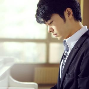 国产舌乚八伦偷品W中
